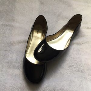 Patent leather flats